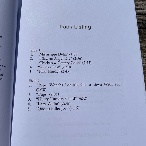 Ode to Billie Joe by Tara Murtha 33 1/3 Series Softcover Book - Picture 6 of 10